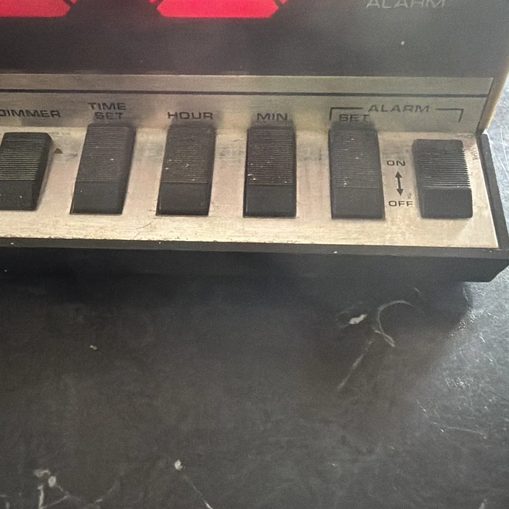 Vintage Spartus Snoozer Alarm Clock Model 1150 Electronic Digital Red LED TESTED